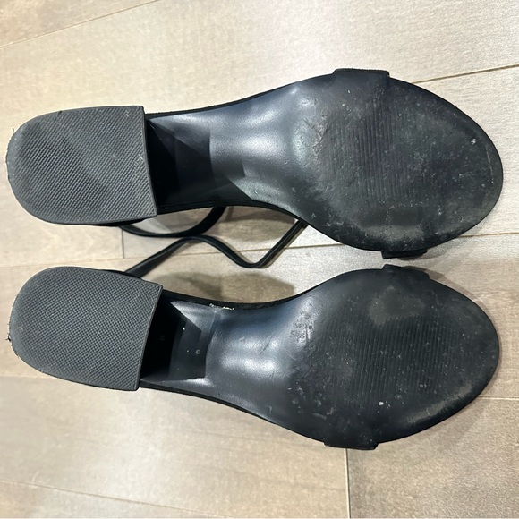 Steve Madden Irenee suede sandals. - Picture 4 of 4